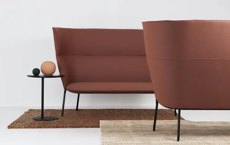 To høye Tind 1500 sofaer og S-bord_ Fora Form.jpg